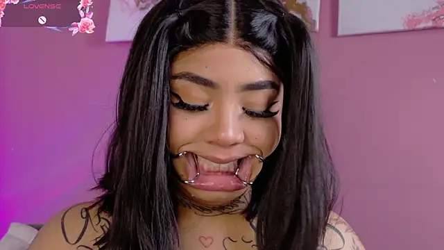 foxxy-lov3 online show from 31, 3, 2026