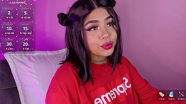 foxxy-lov3 online show from 15, 4, 2026