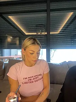 SexOnMyLvL online show from 25, 3, 2026