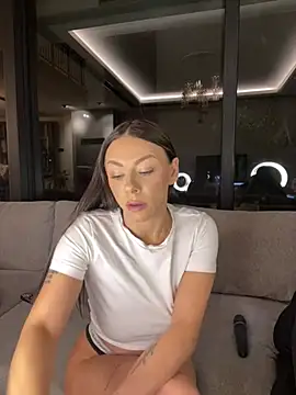 SexOnMyLvL online show from 2, 2, 2026