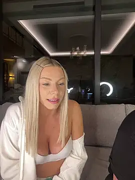 SexOnMyLvL online show from 15, 4, 2026