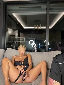 SexOnMyLvL online show from 5, 6, 2026