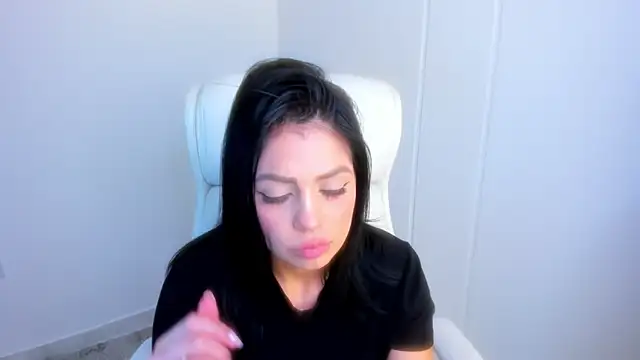 dominique21  online show from 3, 2, 2026