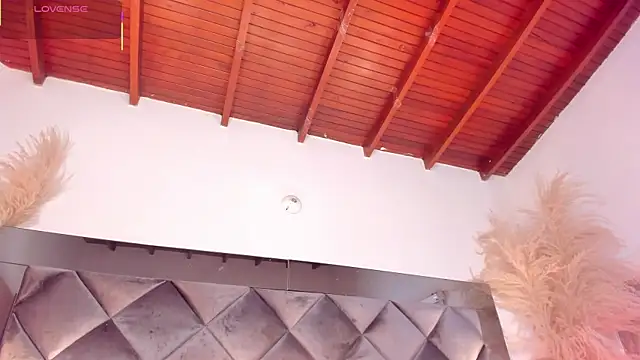 sofhiaa adaams online show from 13, 10, 2025