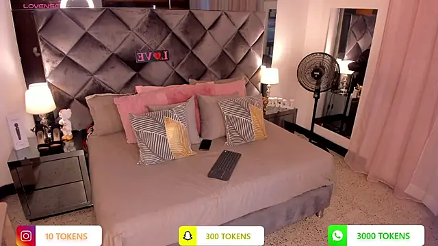 sofhiaa adaams online show from 10, 3, 2025