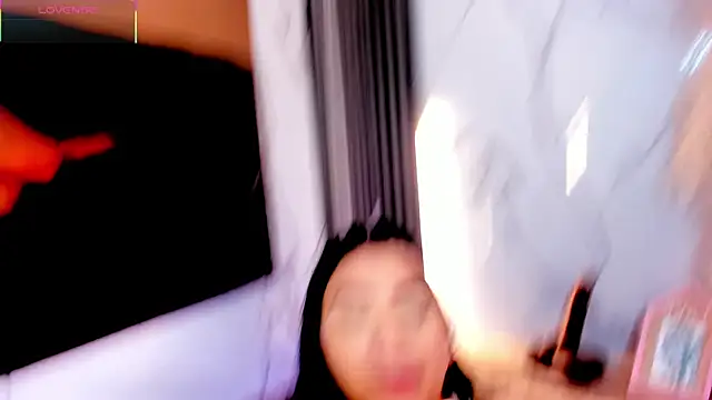 sofhiaa adaams online show from 7, 1, 2026