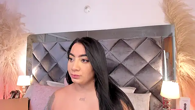 sofhiaa adaams online show from 20, 9, 2025