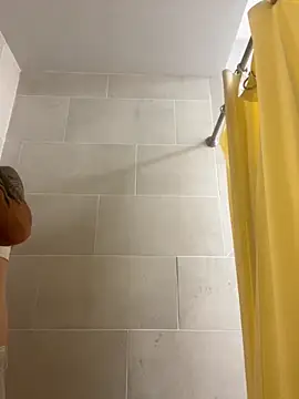 lookin4excitement23 online show from 29, 9, 2025