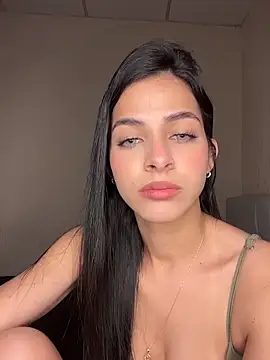 violetta-brown1 online show from 9, 11, 2025