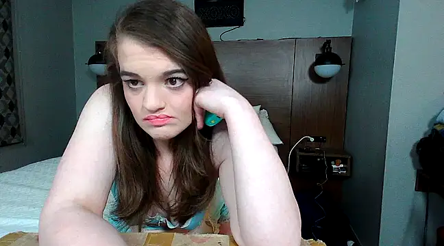 kittykat 1999xh online show from 5, 12, 2024