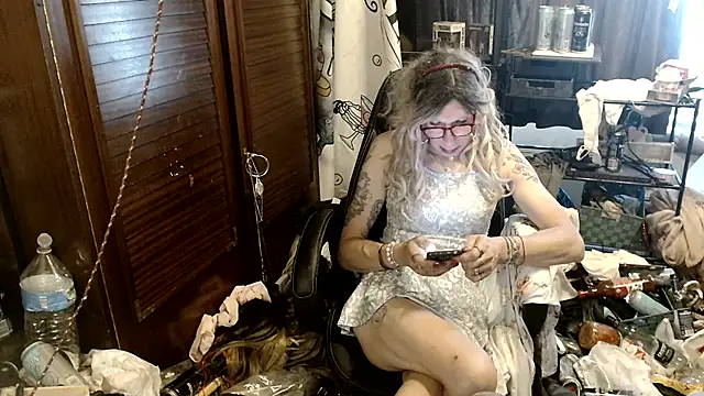 Snapshot of Ombeline1 chatting on 11, 7, 2026 Ombeline1 online show from 11, 7, 2026