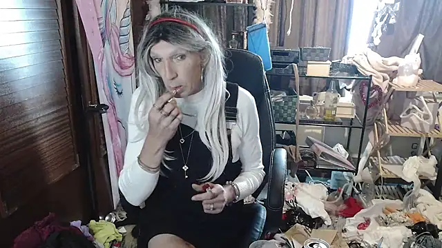 Ombeline1 online show from 11, 9, 2025