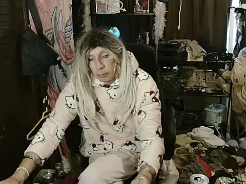 Ombeline1 online show from 25, 11, 2025