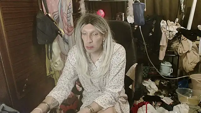 Ombeline1 online show from 19, 12, 2025