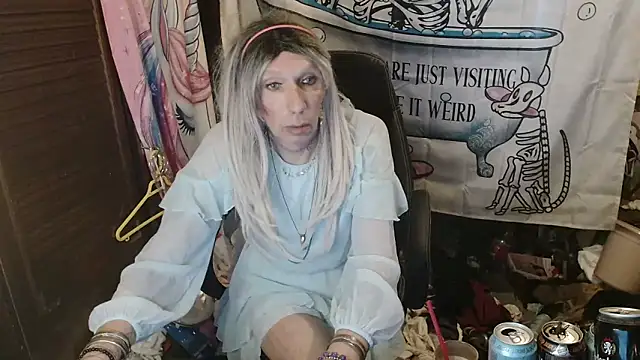 Ombeline1 online show from 7, 2, 2026