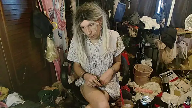 Ombeline1 online show from 7, 1, 2026