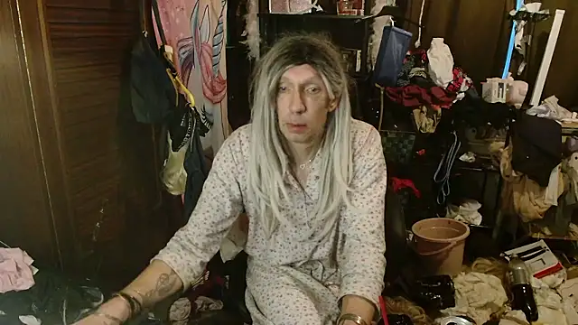 Ombeline1 online show from 9, 1, 2026