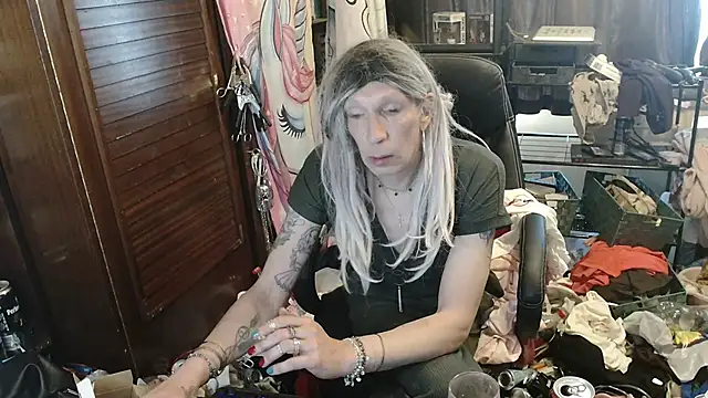 Ombeline1 online show from 7, 5, 2026