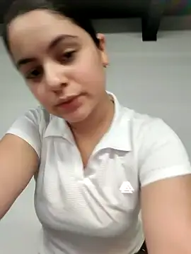 Lia Hurley online show from 8, 10, 2025