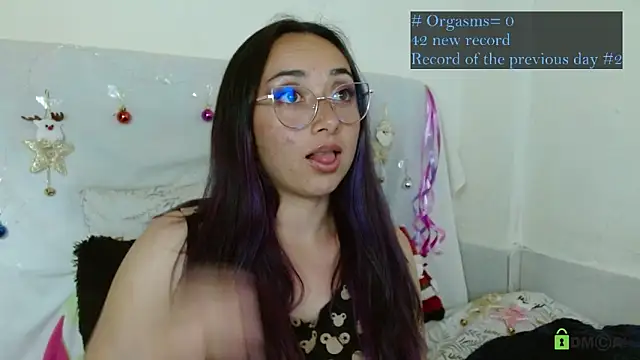 Hot Candy  online show from 19, 12, 2025