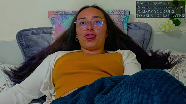 Hot Candy  online show from 26, 5, 2026