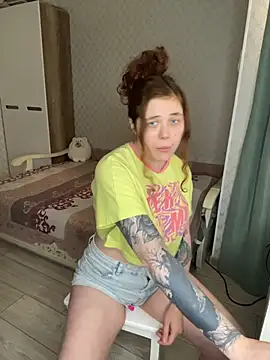 SophiePure online show from 19, 12, 2025