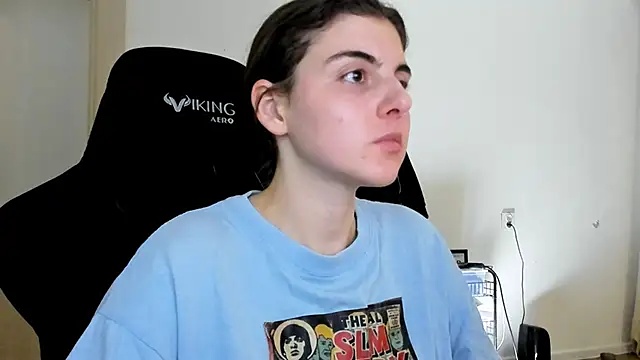 emmamurrr online show from 11, 11, 2025