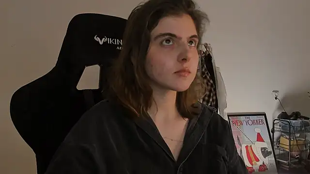 emmamurrr online show from 24, 12, 2024