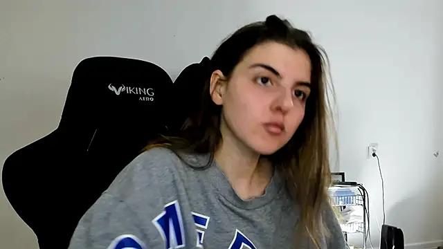 emmamurrr online show from 13, 11, 2025