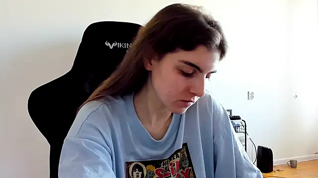 emmamurrr online show from 28, 9, 2025