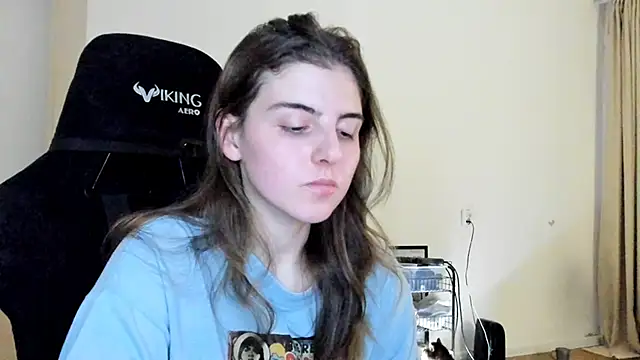 emmamurrr online show from 30, 10, 2025