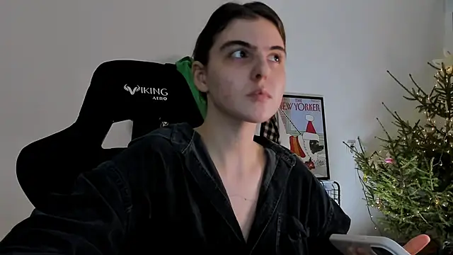 emmamurrr online show from 26, 12, 2024