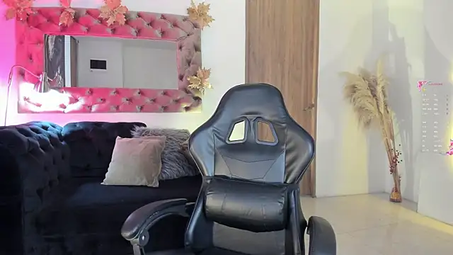 AmelyaMann online show from 24, 6, 2026