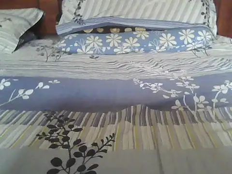 Nuttysub online show from 4, 4, 2026