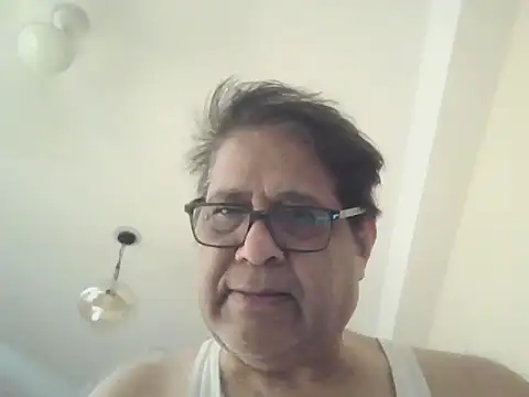 Nuttysub online show from 2, 6, 2026
