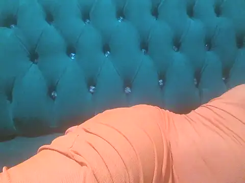 Snapshot of Sexy_Riri chatting on 21, 11, 2025 Sexy Riri online show from 21, 11, 2025