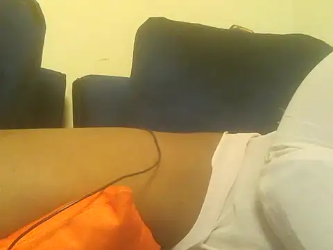 Snapshot of Sexy_Riri chatting on 3, 10, 2025 Sexy Riri online show from 3, 10, 2025