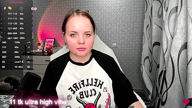 flower sarah  online show from 30, 10, 2025