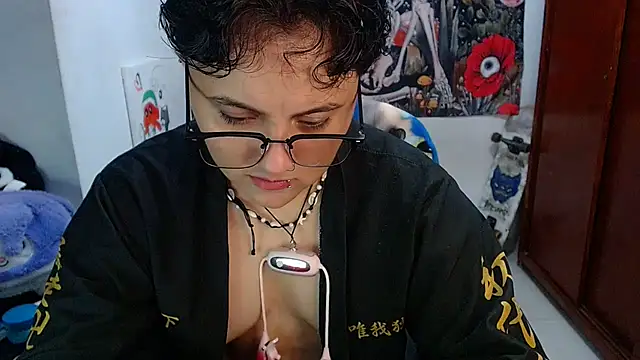 isabeautyx19 online show from 12, 5, 2026