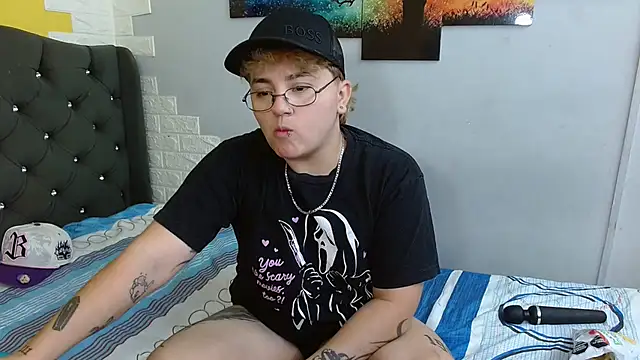 isabeautyx19 online show from 4, 10, 2025