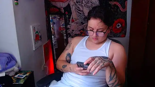 isabeautyx19 online show from 15, 5, 2026