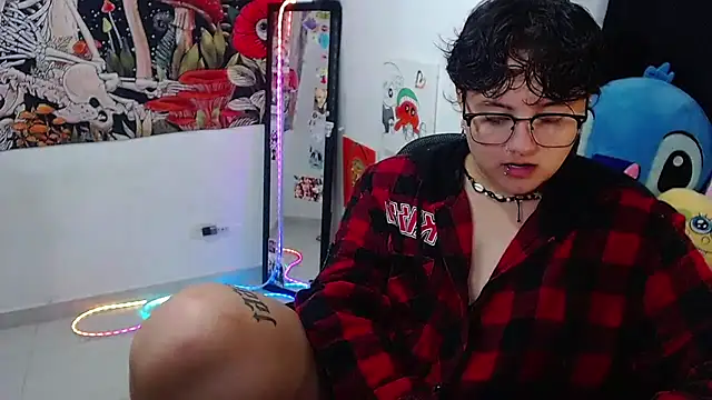 Snapshot of isabeautyx19 chatting on 5, 7, 2026 isabeautyx19 online show from 5, 7, 2026