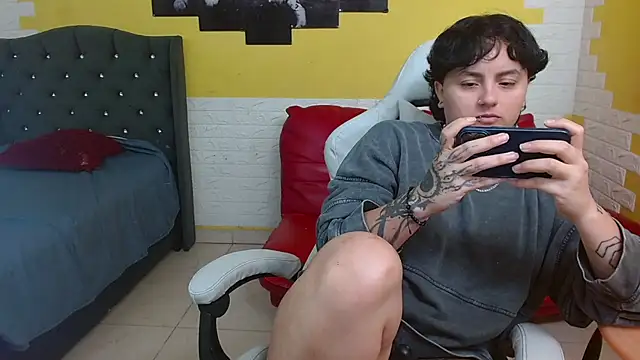 isabeautyx19 online show from 9, 4, 2026