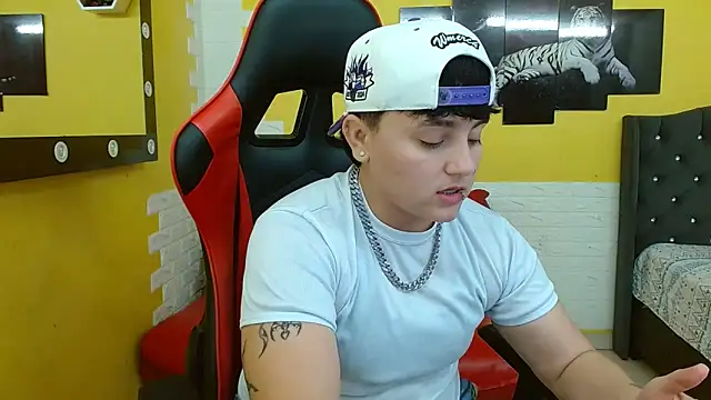 isabeautyx19 online show from 15, 11, 2025