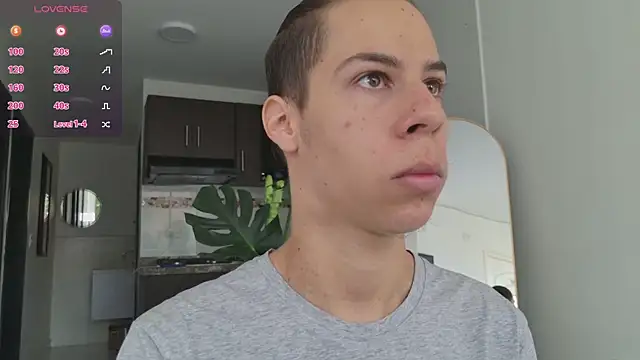 Snapshot of grey___27 chatting on 16, 9, 2025 grey 27 online show from 16, 9, 2025