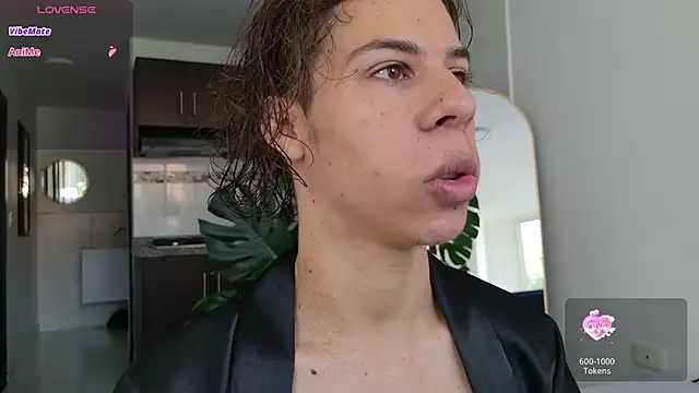 Snapshot of grey___27 chatting on 23, 11, 2025 grey 27 online show from 23, 11, 2025