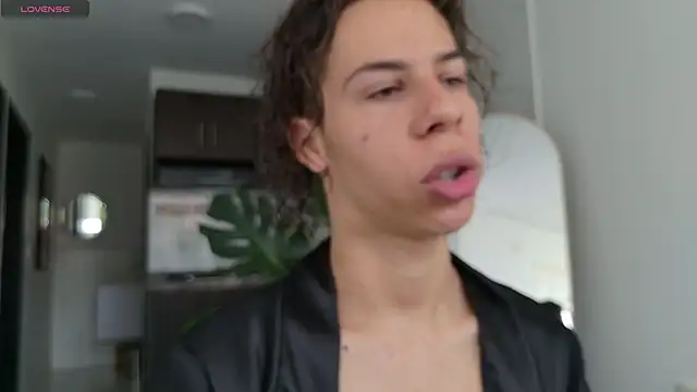 Snapshot of grey___27 chatting on 14, 9, 2025 grey 27 online show from 14, 9, 2025