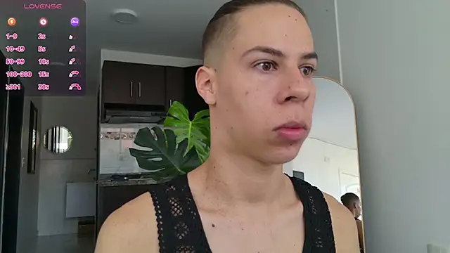 Snapshot of grey___27 chatting on 24, 9, 2025 grey 27 online show from 24, 9, 2025