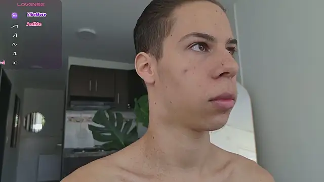 Snapshot of grey___27 chatting on 9, 9, 2025 grey 27 online show from 9, 9, 2025