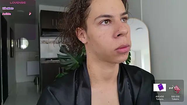 Snapshot of grey___27 chatting on 17, 11, 2025 grey 27 online show from 17, 11, 2025